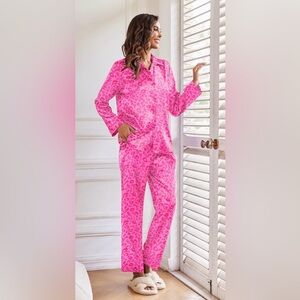 Chic Hot Pink Fuchsia Leopard Women's Pajama Set | Medium | NWT
